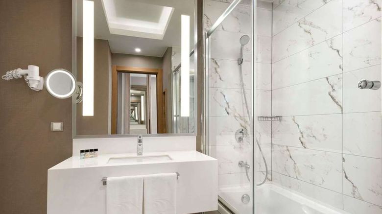 <b>Ramada Plaza by Wyndham Konya Room</b>. Images powered by <a href="https://iceportal.shijigroup.com/" title="IcePortal" target="_blank">IcePortal</a>.
