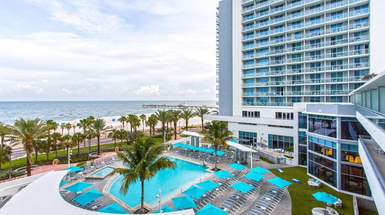 Wyndham Grand Clearwater Beach Pool