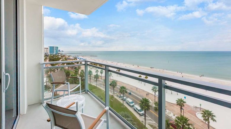 <b>Wyndham Grand Clearwater Beach Room</b>. Images powered by <a href="https://iceportal.shijigroup.com/" title="IcePortal" target="_blank">IcePortal</a>.
