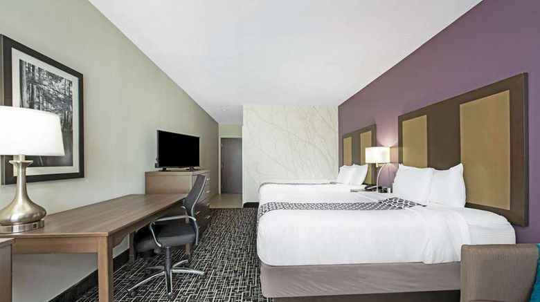 <b>La Quinta Inn/Sts Lake Charles-Westlake Suite</b>. Images powered by <a href="https://iceportal.shijigroup.com/" title="IcePortal" target="_blank">IcePortal</a>.
