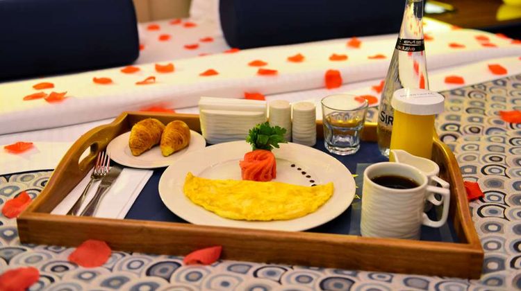 Golden Tulip Bayrampasa Istanbul Suite
