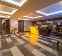 Golden Tulip Bayrampasa Istanbul Lobby