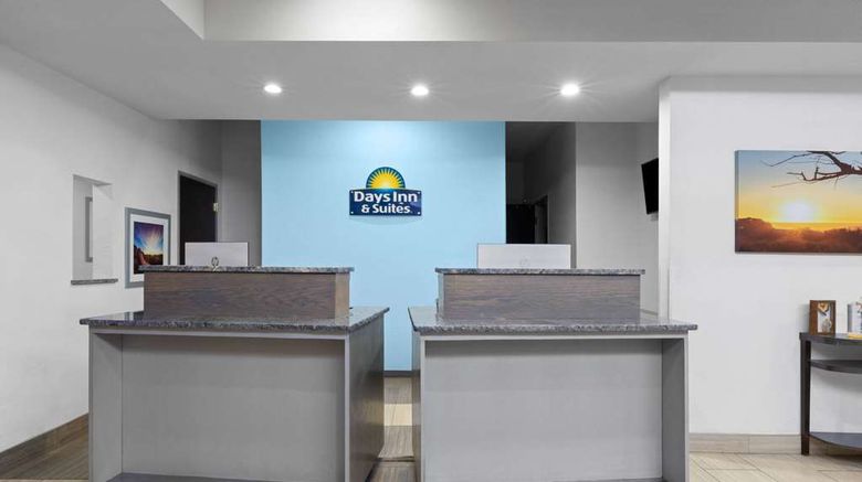 <b>Days Inn & Suites Lubbock Medical Center Lobby</b>. Images powered by <a href="https://iceportal.shijigroup.com/" title="IcePortal" target="_blank">IcePortal</a>.