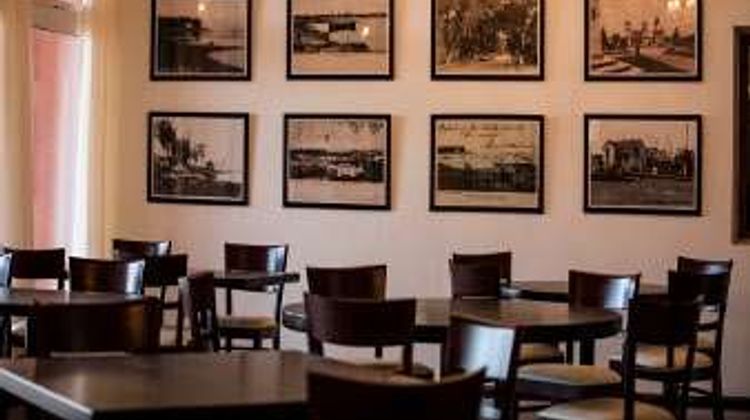 Howard Johnson Chascomus Hotel Restaurant