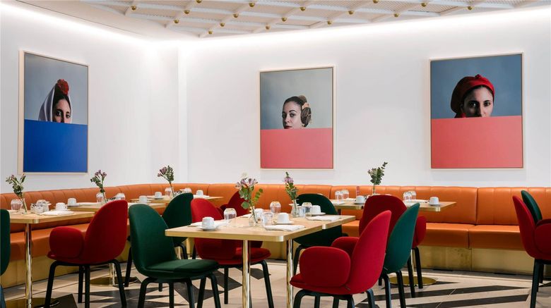 <b>Barcelo Torre de Madrid Restaurant</b>. Images powered by <a href="https://iceportal.shijigroup.com/" title="IcePortal" target="_blank">IcePortal</a>.