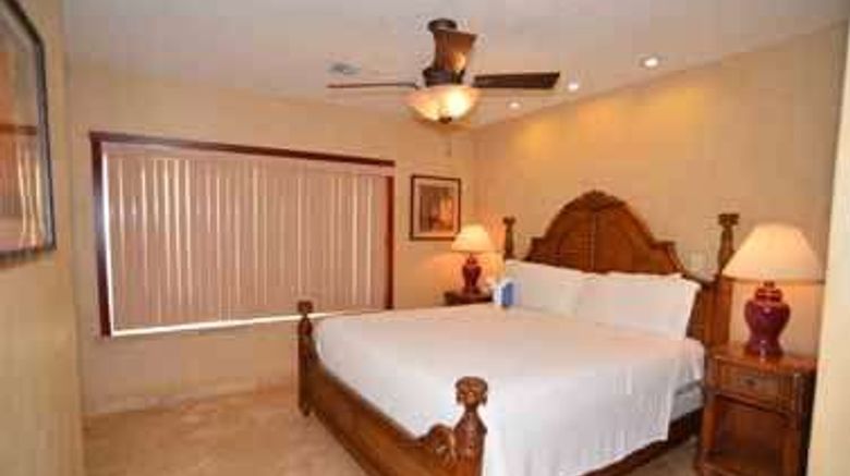 <b>Infinity Bay Spa & Beach Resort Room</b>. Images powered by <a href="https://iceportal.shijigroup.com/" title="IcePortal" target="_blank">IcePortal</a>.