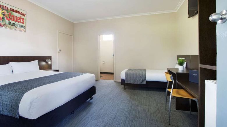 <b>Links Hotel Suite</b>. Images powered by <a href="https://iceportal.shijigroup.com/" title="IcePortal" target="_blank">IcePortal</a>.