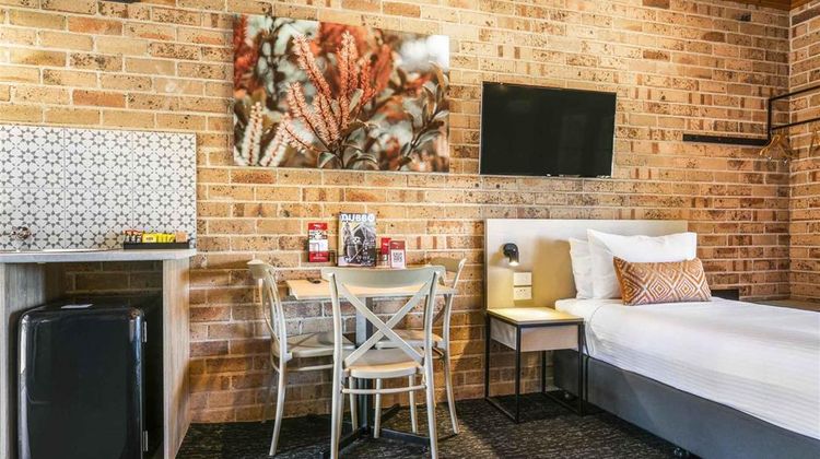 Macquarie Inn Other