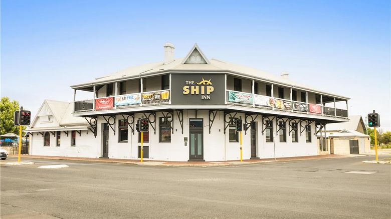 <b>The Ship Inn Exterior</b>. Images powered by <a href="https://iceportal.shijigroup.com/" title="IcePortal" target="_blank">IcePortal</a>.
