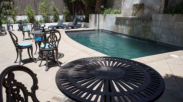 <b>Hotel Park Plaza Bonaparte Pool</b>. Images powered by <a href="https://iceportal.shijigroup.com/" title="IcePortal" target="_blank">IcePortal</a>.