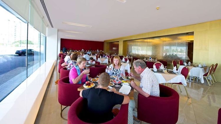 Al Bustan Centre & Residence Restaurant