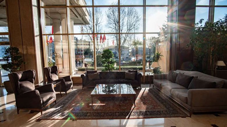 <b>Eresin Topkapi Hotel Lobby</b>. Images powered by <a href="https://iceportal.shijigroup.com/" title="IcePortal" target="_blank">IcePortal</a>.