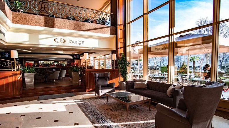 <b>Eresin Topkapi Hotel Lobby</b>. Images powered by <a href="https://iceportal.shijigroup.com/" title="IcePortal" target="_blank">IcePortal</a>.