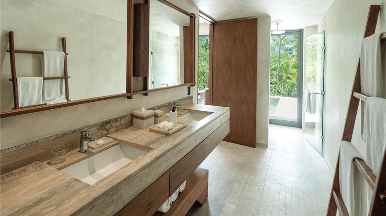 <b>Alila Mayakoba Room</b>. Images powered by <a href="https://iceportal.shijigroup.com/" title="IcePortal" target="_blank">IcePortal</a>.