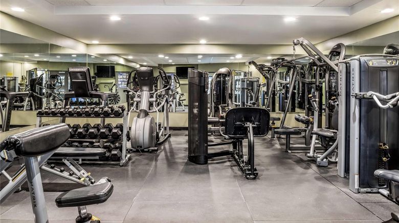 <b>Super 8 Winnipeg West Health</b>. Images powered by <a href="https://iceportal.shijigroup.com/" title="IcePortal" target="_blank">IcePortal</a>.