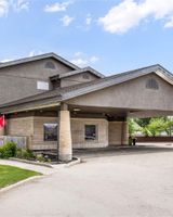 Super 8 Winnipeg West