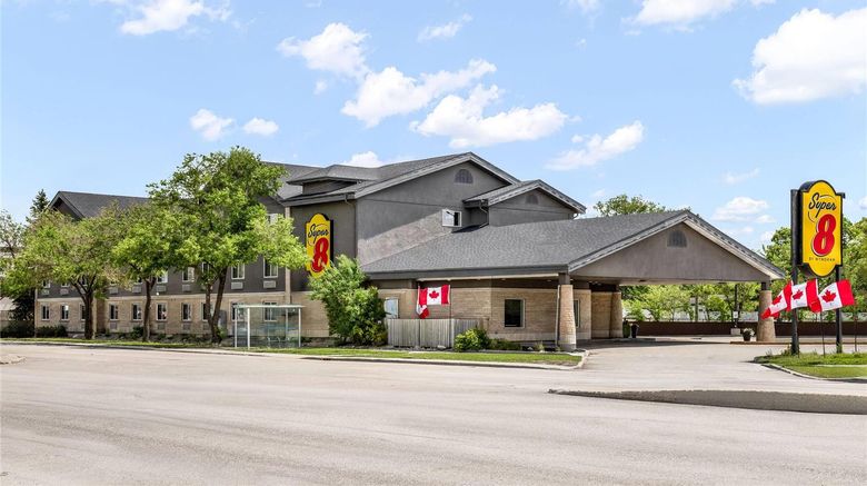 <b>Super 8 Winnipeg West Exterior</b>. Images powered by <a href="https://iceportal.shijigroup.com/" title="IcePortal" target="_blank">IcePortal</a>.