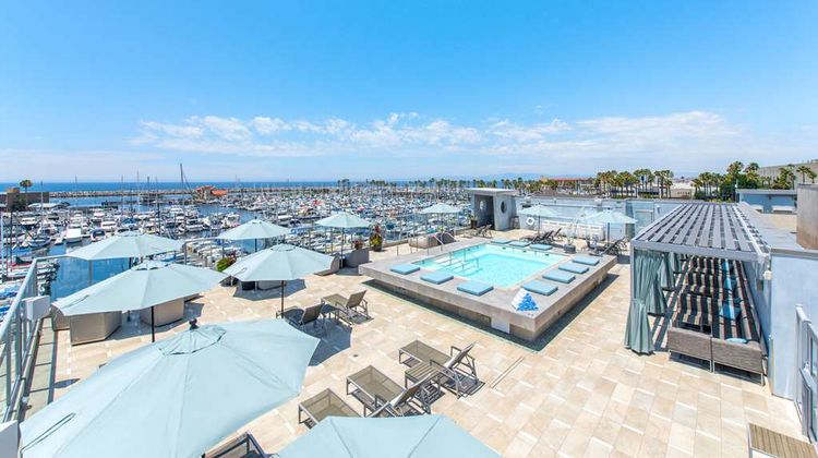 Shade Redondo Beach Exterior
