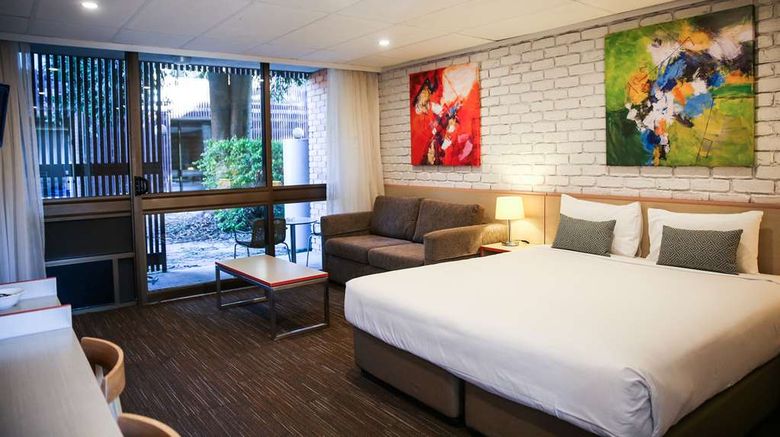<b>Villa Noosa Hotel Suite</b>. Images powered by <a href="https://iceportal.shijigroup.com/" title="IcePortal" target="_blank">IcePortal</a>.