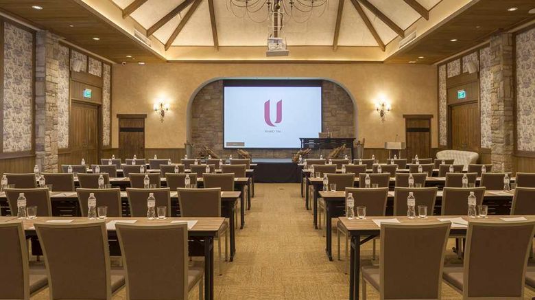 <b>U Khao Yai Meeting</b>. Images powered by <a href="https://iceportal.shijigroup.com/" title="IcePortal" target="_blank">IcePortal</a>.