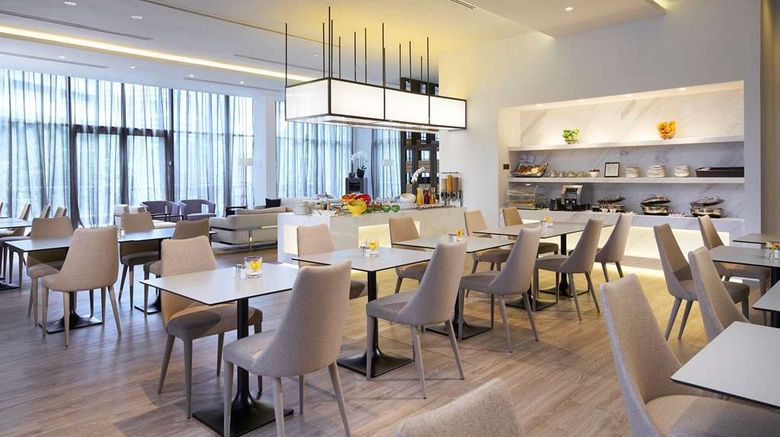 <b>Pan Pacific Serviced Suites Orchard Restaurant</b>. Images powered by <a href="https://iceportal.shijigroup.com/" title="IcePortal" target="_blank">IcePortal</a>.