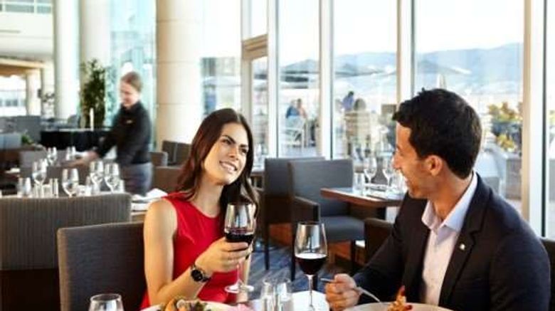 <b>Pan Pacific Vancouver Restaurant</b>. Images powered by <a href="https://iceportal.shijigroup.com/" title="IcePortal" target="_blank">IcePortal</a>.