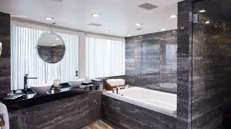 <b>Pan Pacific Vancouver Suite</b>. Images powered by <a href="https://iceportal.shijigroup.com/" title="IcePortal" target="_blank">IcePortal</a>.