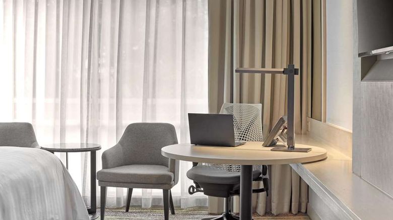 <b>Parkroyal on Beach Road Room</b>. Images powered by <a href="https://iceportal.shijigroup.com/" title="IcePortal" target="_blank">IcePortal</a>.