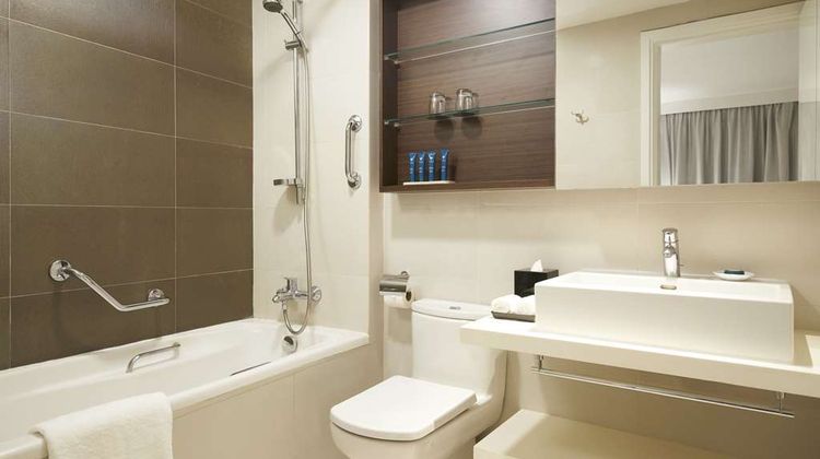 ParkRoyal Serviced Suites Singapore Room