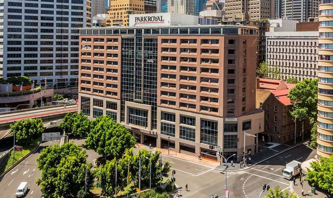 PARKROYAL Darling Harbour Exterior