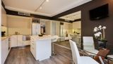PARKROYAL Darling Harbour Suite