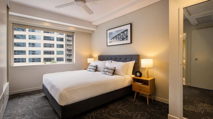 PARKROYAL Darling Harbour Suite