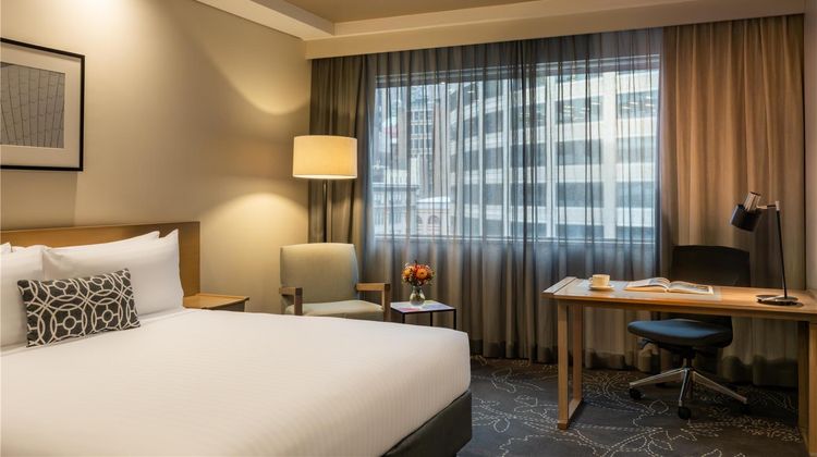PARKROYAL Darling Harbour Room