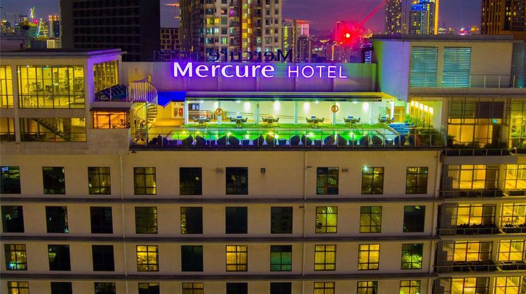 Mercure KL Shaw Parade Exterior