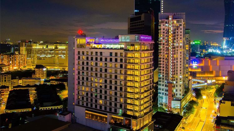 Mercure KL Shaw Parade Exterior