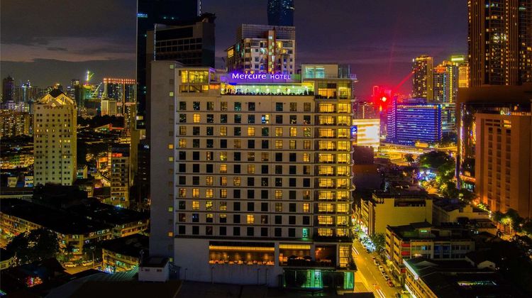 Mercure KL Shaw Parade Exterior