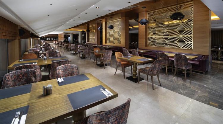 Mercure Istanbul Bomonti Exterior