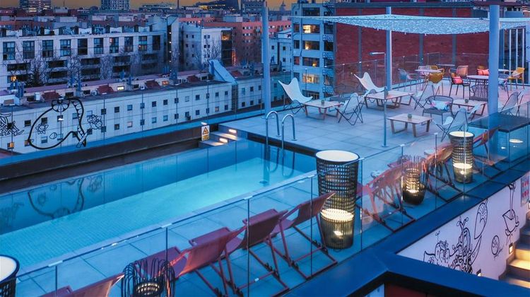Ibis Styles Barcelona City Bogatell Pool