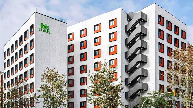 Ibis Styles Barcelona City Bogatell Exterior
