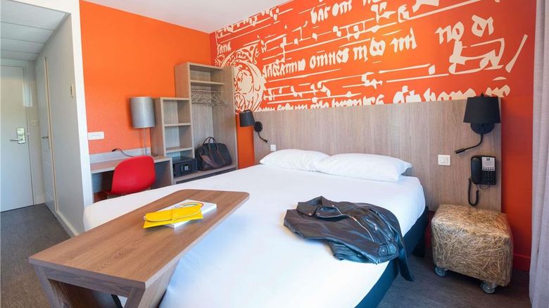 <b>Ibis Styles Carcassonne Cite Room</b>. Images powered by <a href="https://iceportal.shijigroup.com/" title="IcePortal" target="_blank">IcePortal</a>.