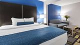 Best Western Plus Birmingham Inn &Suites Room