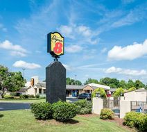Super 8 Monroe Exterior