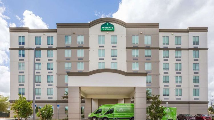 Wingate by Wyndham Miami Airport Exterior