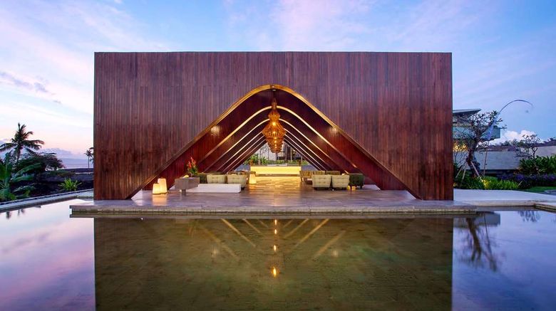 <b>Wyndham Tamansari Jivva Resort, Bali Lobby</b>. Images powered by <a href="https://iceportal.shijigroup.com/" title="IcePortal" target="_blank">IcePortal</a>.