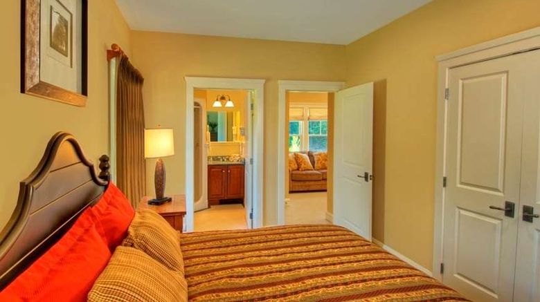 <b>Castle Hill Resort & Spa Suite</b>. Images powered by <a href="https://iceportal.shijigroup.com/" title="IcePortal" target="_blank">IcePortal</a>.