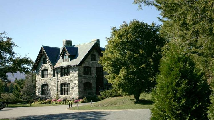 Castle Hill Resort & Spa Exterior