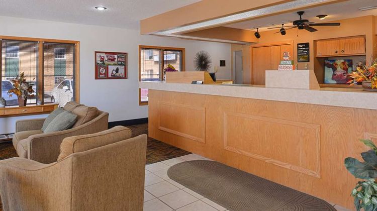 Americas Best Value Inn Lobby