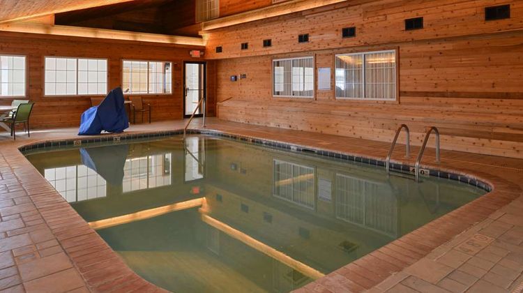 Americas Best Value Inn Pool