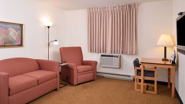 Americas Best Value Inn Suite