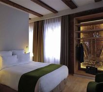 5 Terres Hotel & Spa MGallery Room